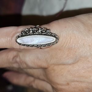 Vintage pink mother of pearl ring